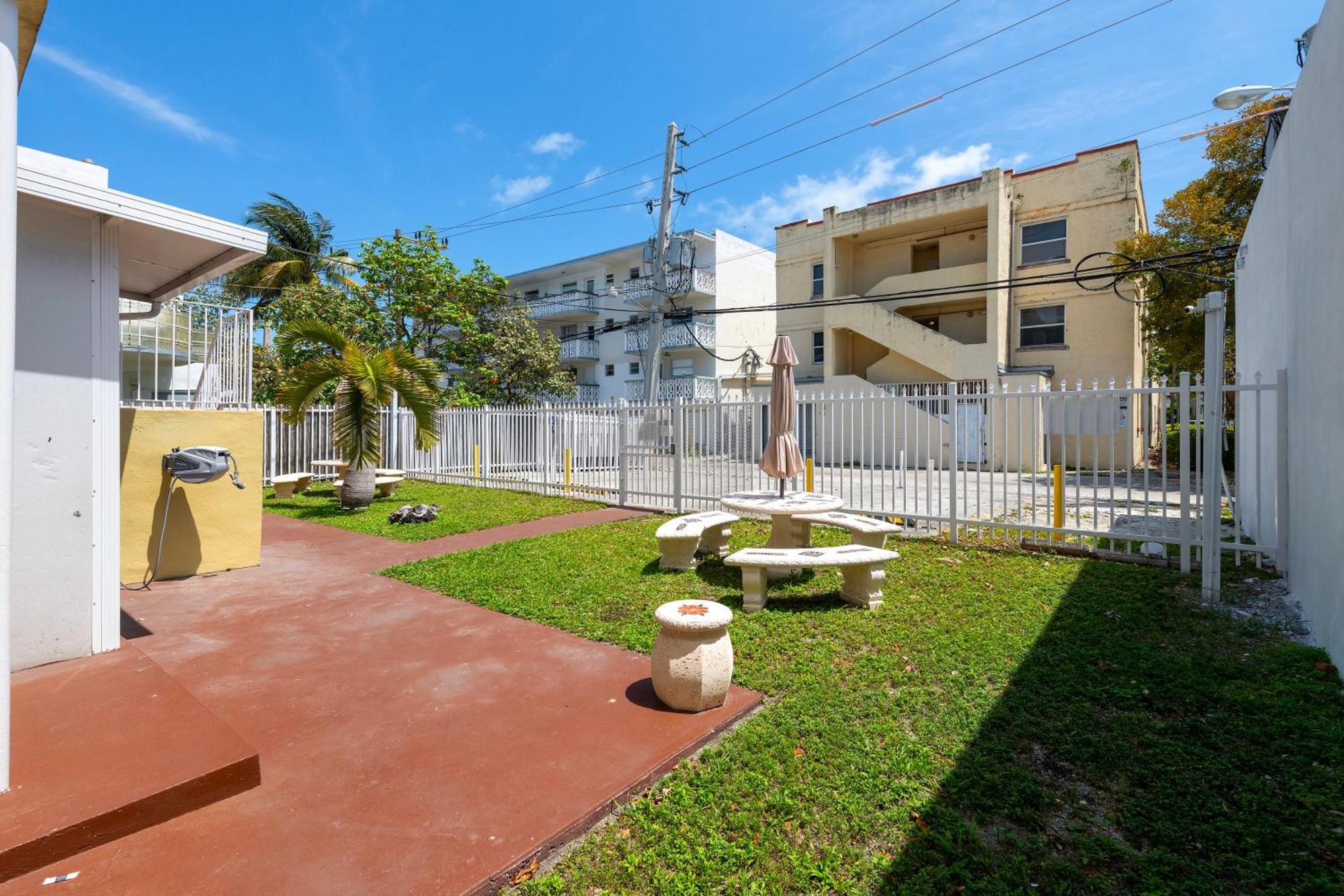 Sunnys Days 5Th St Apartment Miami Beach Luaran gambar